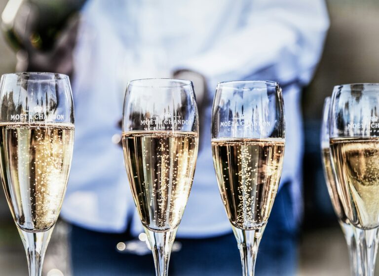 Hvad betyder brut, sec, demi sec og lignende?
